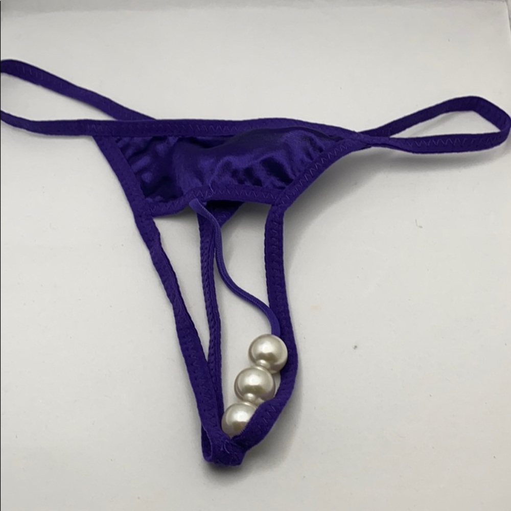 Pearl thong
